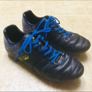 ⚽️ BRAVA BOYS SOCCER CLEATS ⚽️